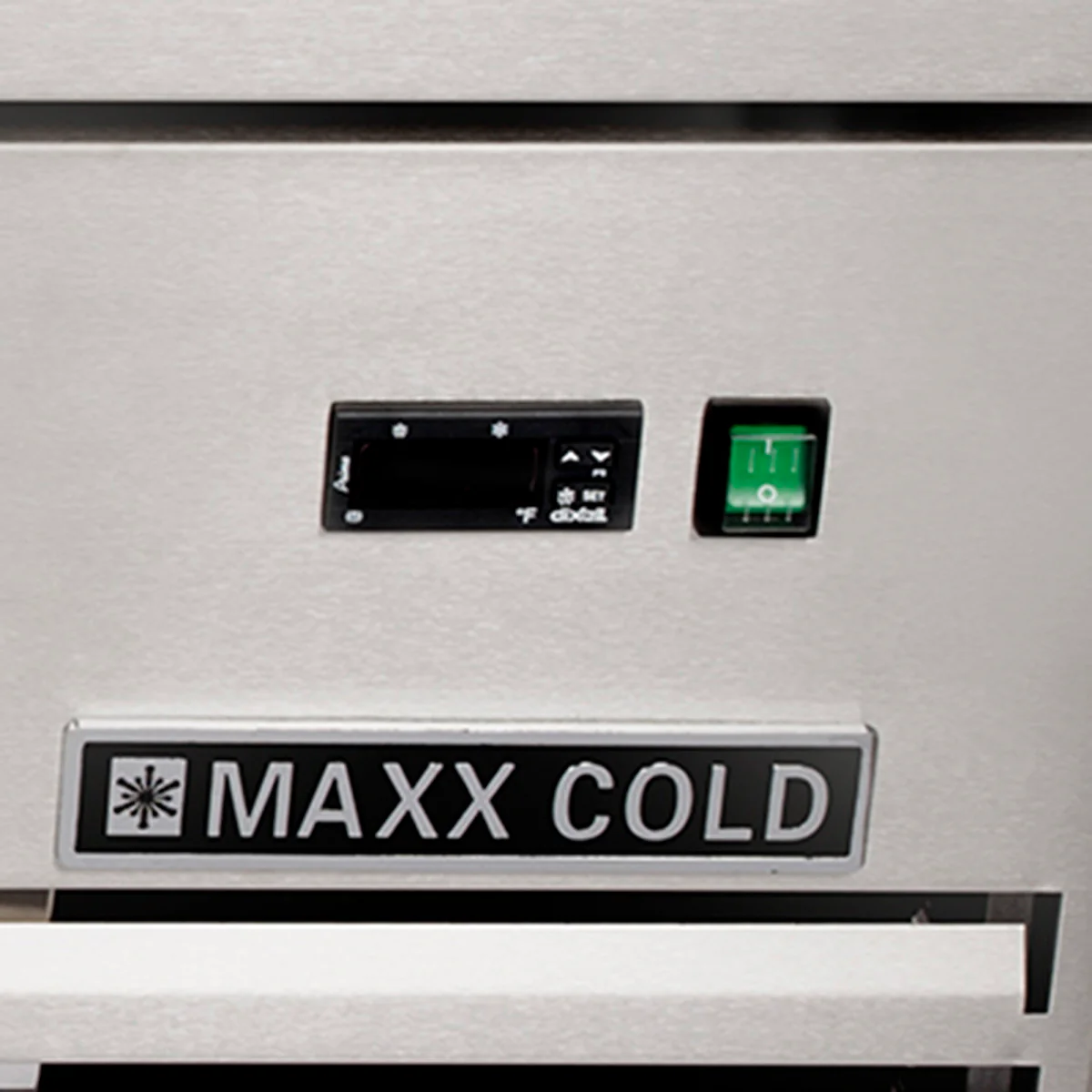 Maxx Cold X-Series Two-Drawer Refrigerated Chef Base - Image 4