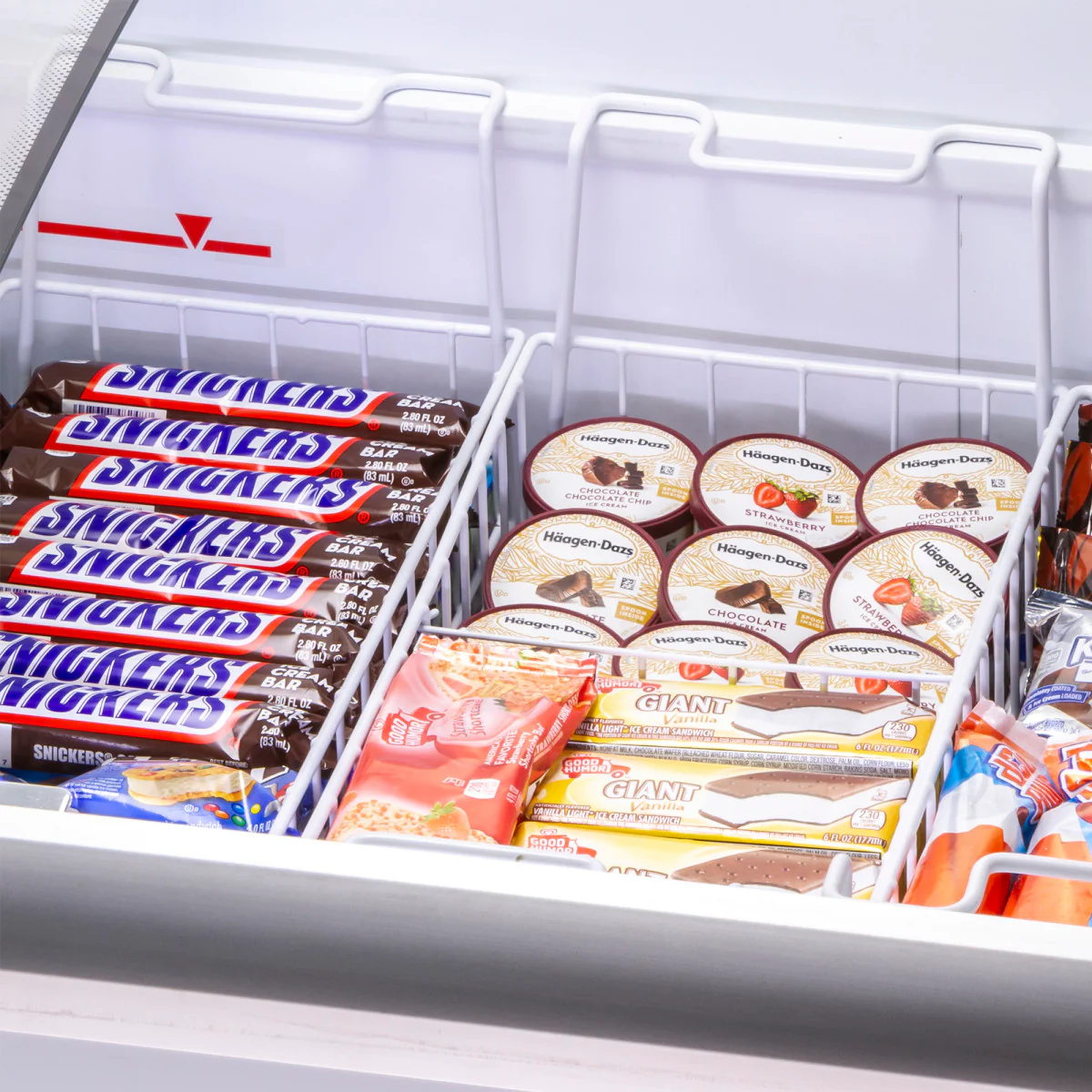 Maxx Cold X-Series Curved Glass Top Mobile Ice Cream Display Freezer - Image 3