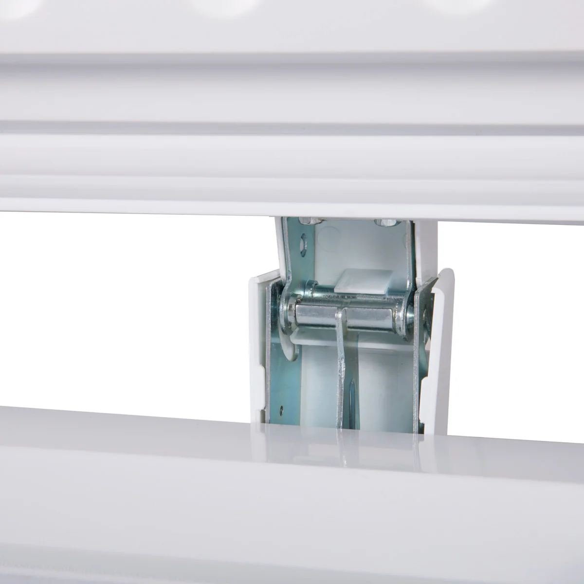 Maxx Cold Select Series Compact Chest Freezer with Solid Top - Image 3