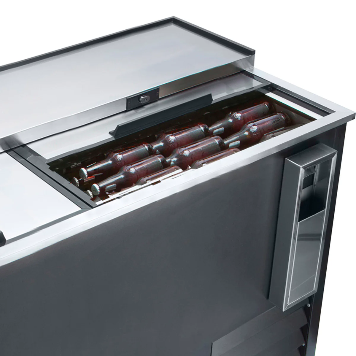 Maxx Cold X-Series Horizontal Bottle Cooler - Image 3