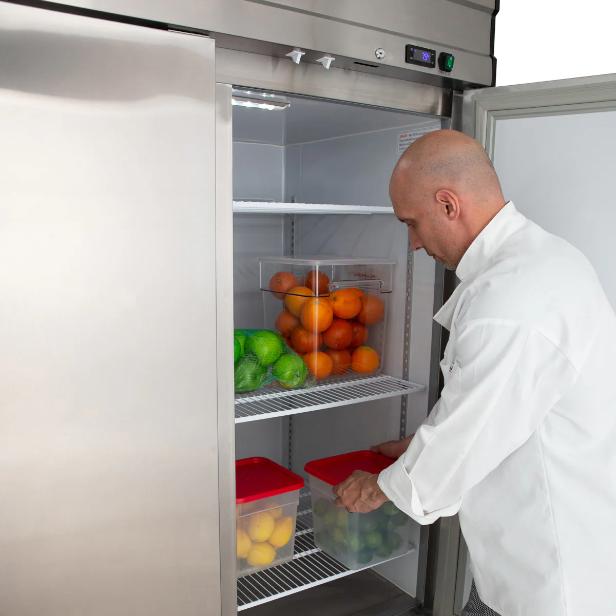 Maxx Cold V-Series 2 Solid Door Reach-In Refrigerator, Bottom Mount - Image 2