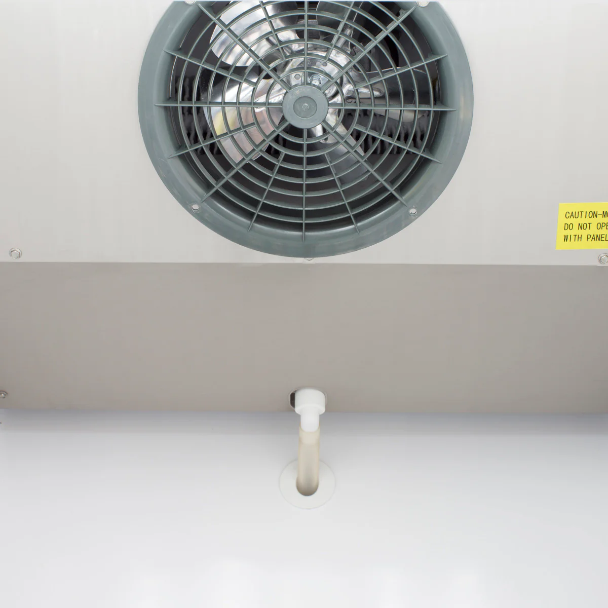 Maxx Cold Bottom Mount 1 Door Reach-In Refrigerator - Image 5
