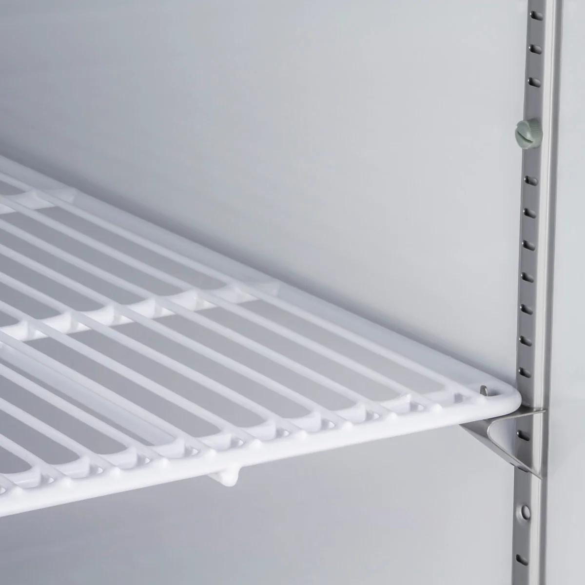 Maxx Cold X-Series Triple Door Reach-In Refrigerator, Top Mount - Image 5