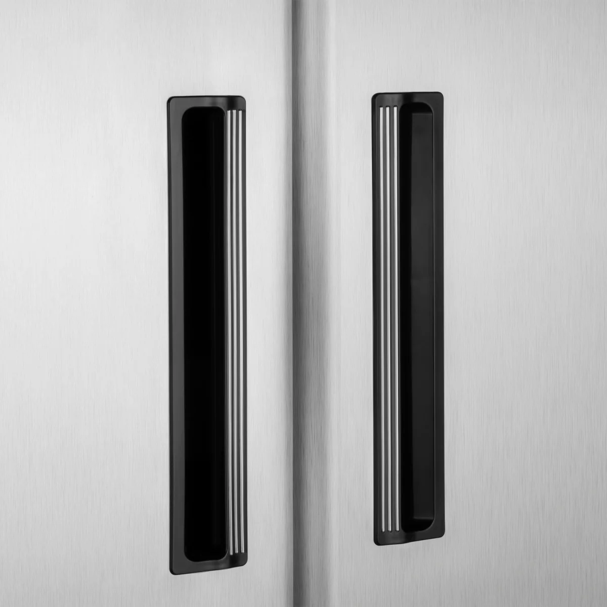 Maxx Cold X-Series Triple Door Reach-In Refrigerator, Top Mount - Image 6